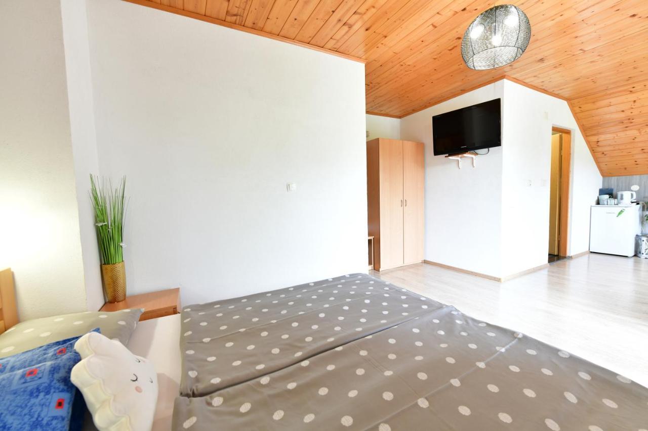 Rooms Toni Seliste Dreznicko Exteriör bild